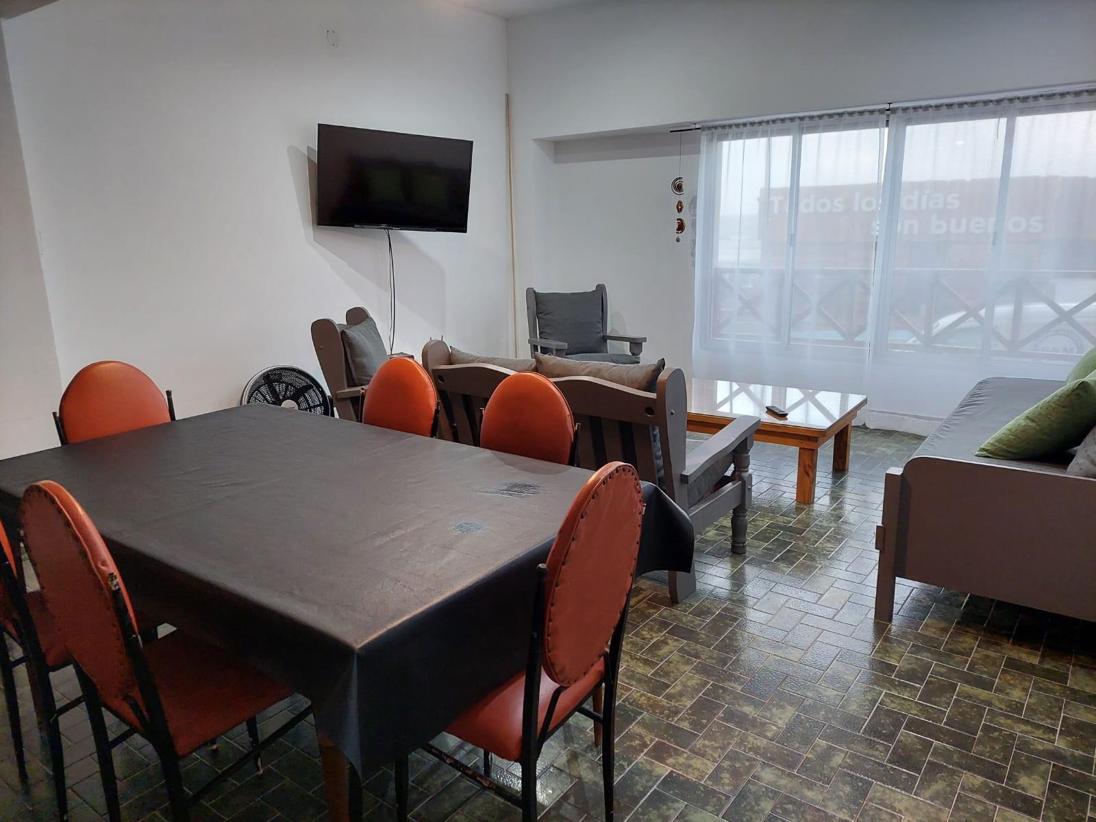 Departamento frente al mar 6 personas PB