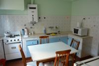 Dpto planta baja 5 prsonas